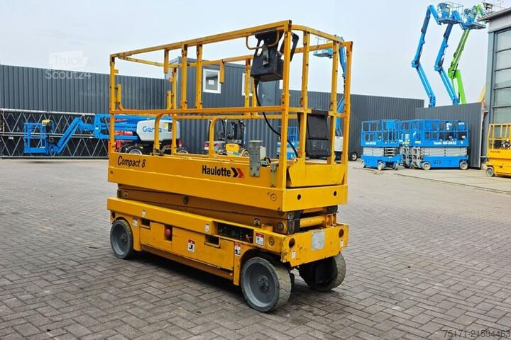 Nůžkový výtah Haulotte Compact 8 Electric, 8.2m Working Height, 350kg Cap