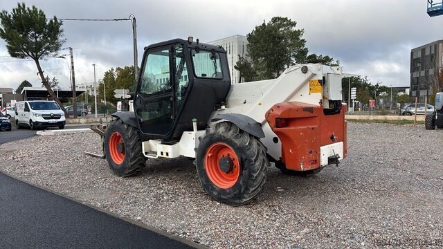 Manipulador telescópico Bobcat T40140