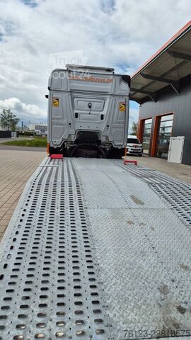 Camion transportator de autoturisme MERCEDES-BENZ Actros 18.400 Flachzug Fahraufträge auf Wunsch