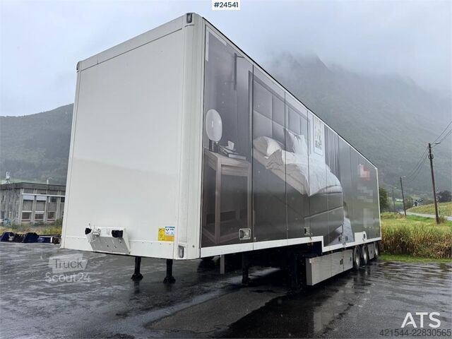 Kuffert Ekeri Jumbo Semi-Trailer with Full Side Opening