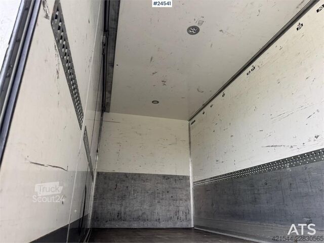 Kuffert Ekeri Jumbo Semi-Trailer with Full Side Opening