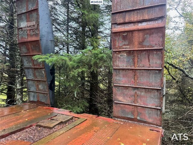 Vang Machine semitrailer med hydrauliske ramper og Exte Vang Machine Semi-Trailer with Hydraulic Ramps and Exte