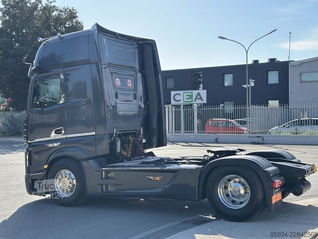 Standard nyergesvontató Mercedes-Benz Actros 1853