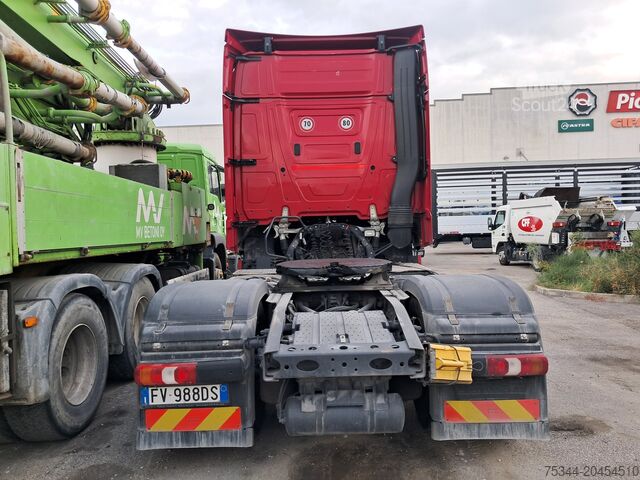 Tractor rutier standard Mercedes-Benz Actros 1845