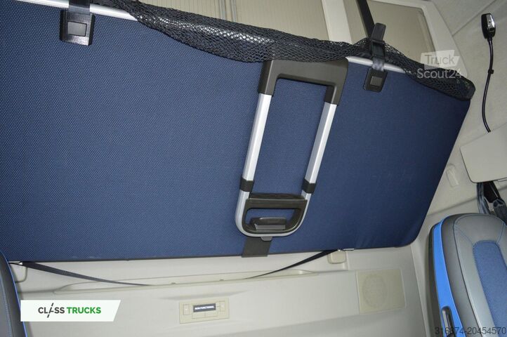 Standarta traktora vienība VOLVO FH 500 Globetrotter XL