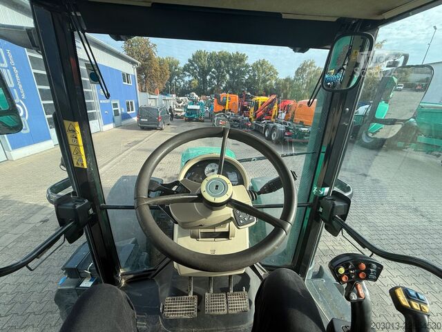 Tracteur AGCO MASSEY FERGUSON Agrotron 7724S Traktor 40 km/h *Anhänger