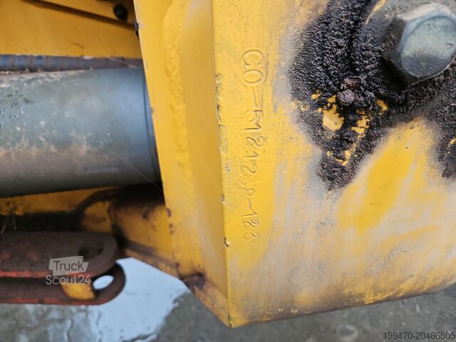 Knickgelenkter Muldenkipper Moxy MT 41