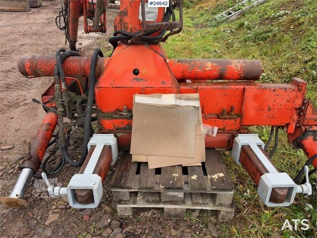Palfinger PK11000-kran med svetsfästen Palfinger PK11000 Crane with Welding Mounts