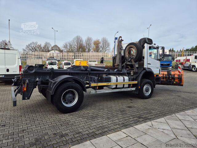 Sniega arkls Mercedes-Benz Axor 1833 4X4 / SERVICED! / SCHMIDT PLOW