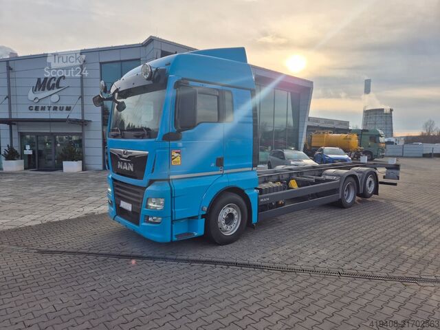 Шасі з кабіною MAN TGX 26.500 /NEW SERVICE AT MAN/ Technical warra...
