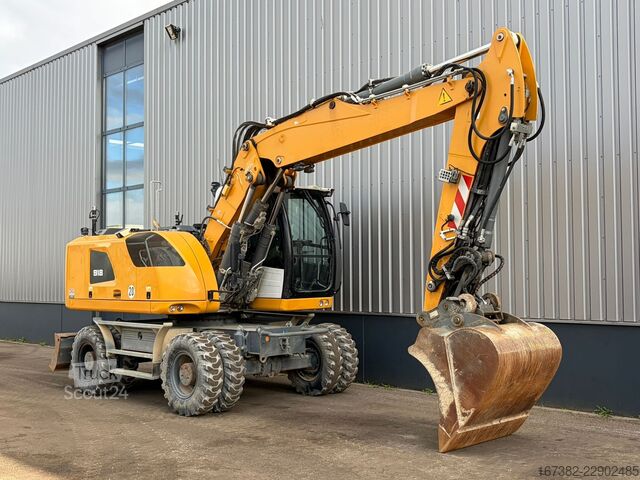  Liebherr A918