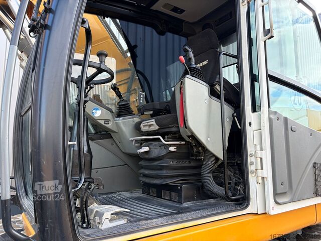  Liebherr A918