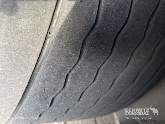 Nyitott ponyvás félpótkocsi Schmitz Cargobull Curtainsider Mega