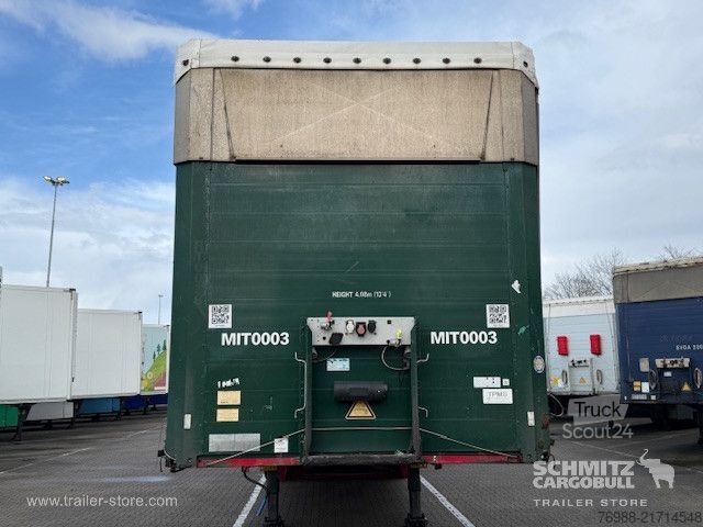 Nyitott ponyvás félpótkocsi Schmitz Cargobull Curtainsider Mega