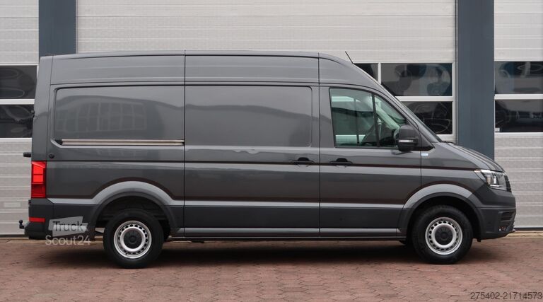 Stasjonsvogn med høyt tak Volkswagen Crafter 35 2.0 TDI L3H3 AUT/ CAMERA/ CRUISE/ NA...