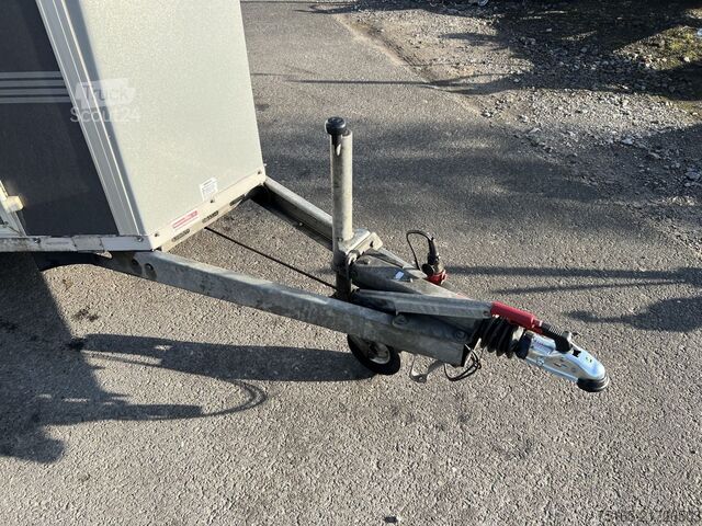 прицеп для перевозки лошадей HUMBAUR HP 2000 Pferdeanhänger