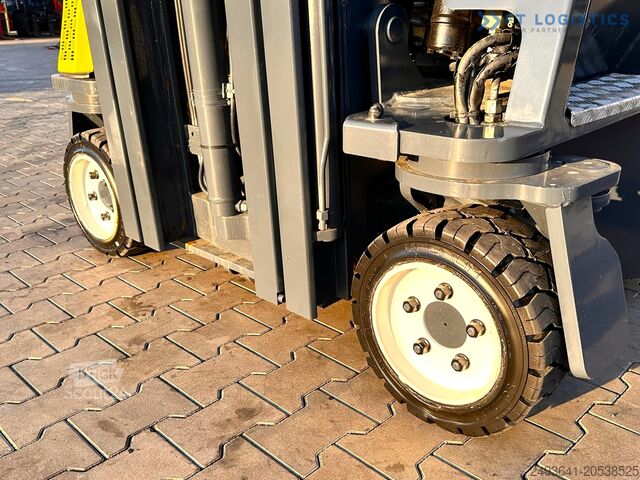 Carretilla elevadora de 4 vías Combilift C3000CB / LPG / TRIPLEX - 4900MM / LPG