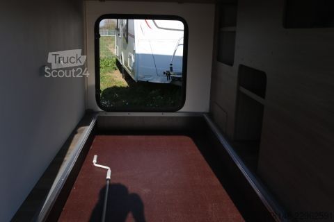 Polointegrovaný karavan Carado T 447 Pro+