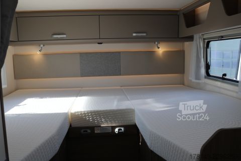 Polointegrovaný karavan Carado T 447 Pro+