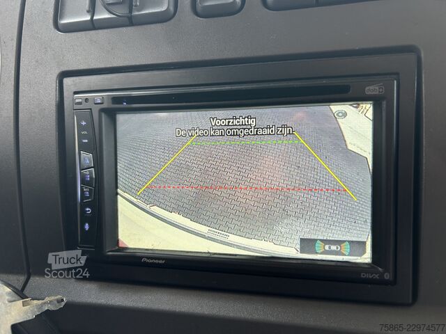 Koffer DAF LF 230 FA / 12 Ton / 215 dkm / Navi / Camera / ...