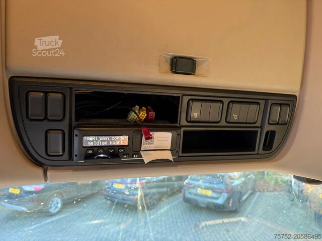 Standard-SZM DAF XF 450 Super Space Cab + Gardner Denver XK18 Si...