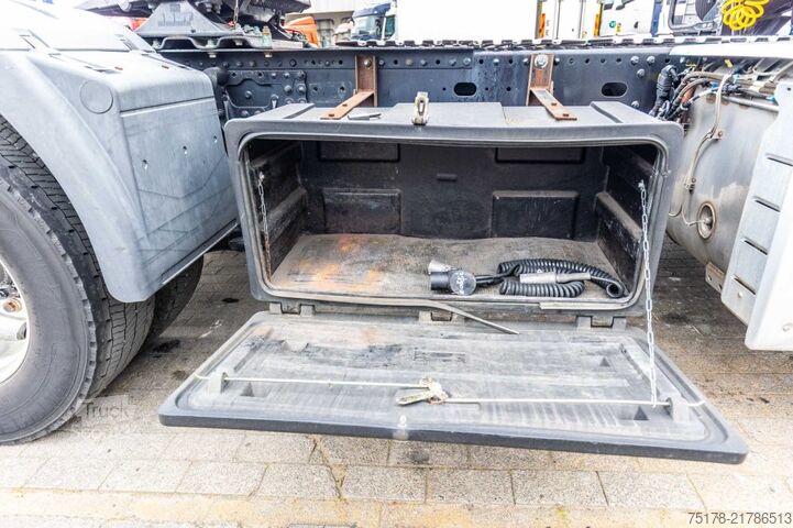 Standard-SZM MAN TGX 18.470 BL SA +ADR+INTARDER