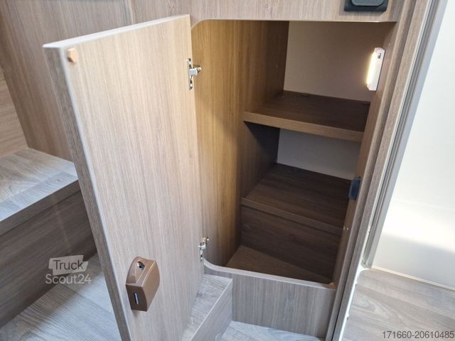 Camping-car semi-intégré CARADO Edition26 T Ford 447