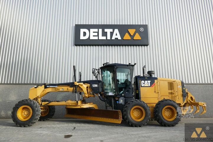 Grader Caterpillar 12M3