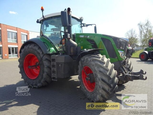 Traktor Fendt 828 VARIO S4 Profi Plus