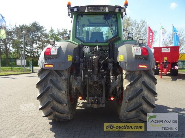 Traktor Fendt 828 VARIO S4 Profi Plus