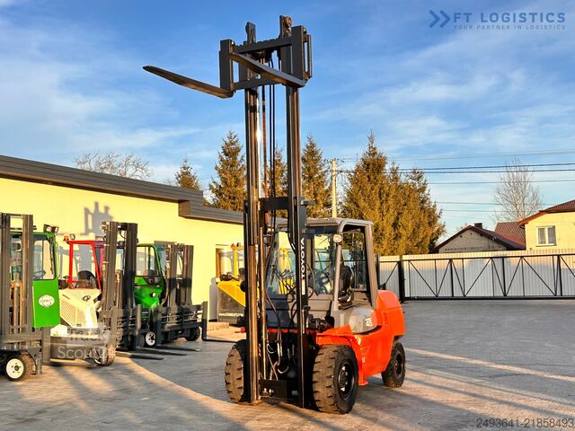 Chariot élévateur Toyota 42-4FD40 / DIESEL / 4500KG / DUPLEX / FO