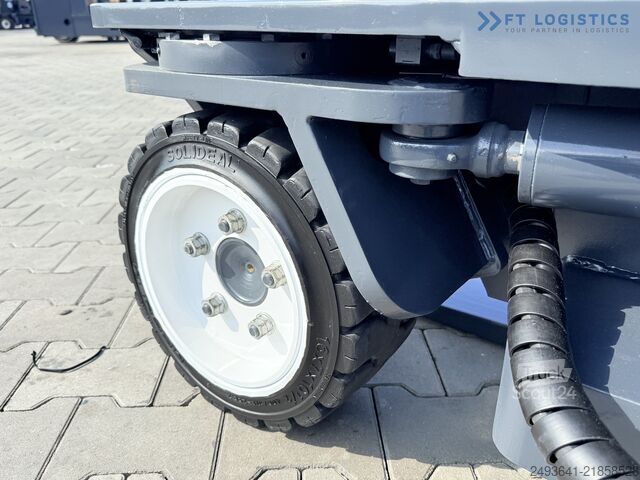 Fireveis truck Combilift C2500 TRIPLEX 4900 Width: 1900 mm GAS