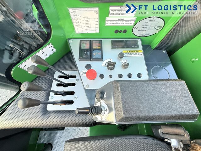 Fireveis truck Combilift C4000 GAS TRIPLEX 5550 FREE LIFT CABIN