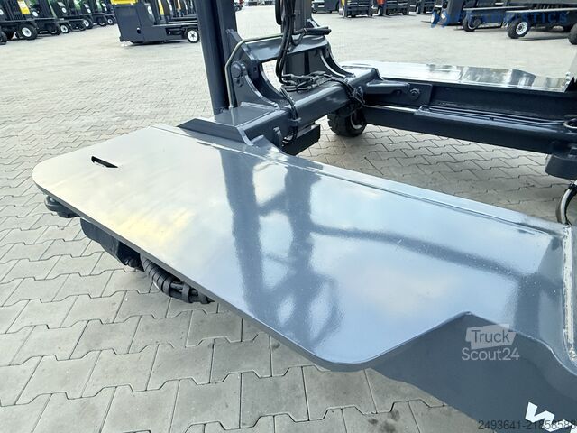 Fireveis truck Combilift C4500 DIESEL DUPLEX WIDE FORK POSITIONER