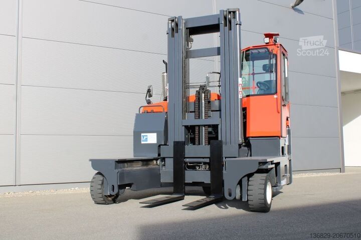 Četvorosmerni viljuškar Combilift C 6000