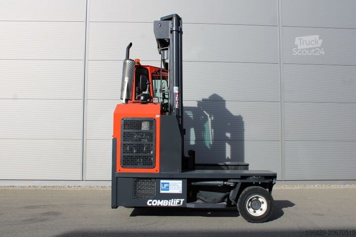Četvorosmerni viljuškar Combilift C 6000