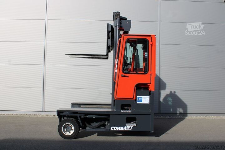 Četvorosmerni viljuškar Combilift C 6000