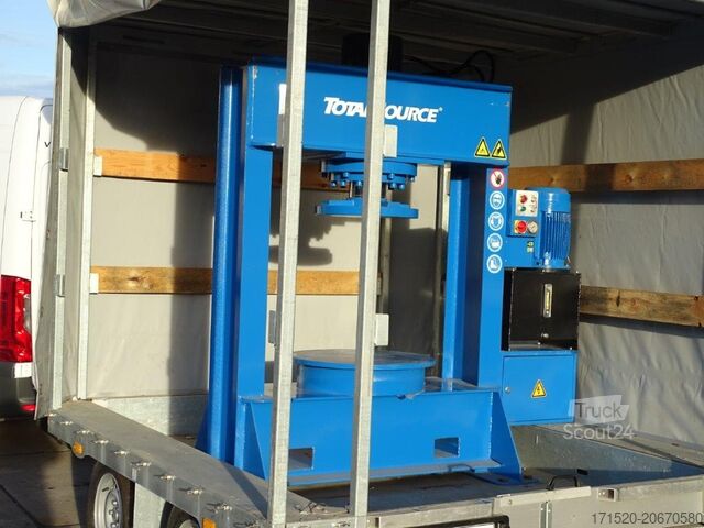 Šakinis krautuvas  MOBILE VOLLREIFENPRESSE