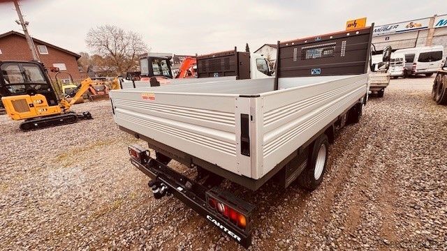 Pick-up panelvan FUSO Canter 3 C 15 mit Pritsche