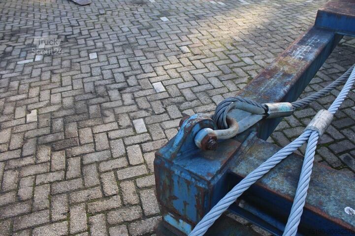 Kontajnerový rozkladač NV Hoistpartner 20 ft, kapacita 35 t NV Hoistpartner 20 ft container spreader Cap. 35 T