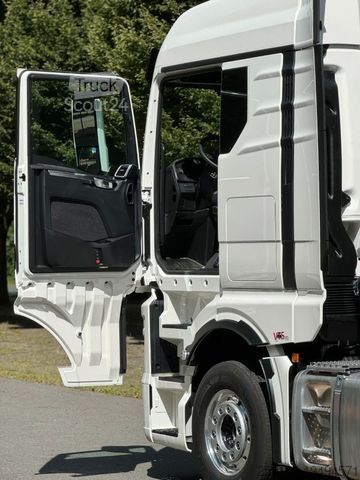Camion poids lourd MAN TG3 26.540 Lenk/Lift Retarder Leder NAVI DAB+