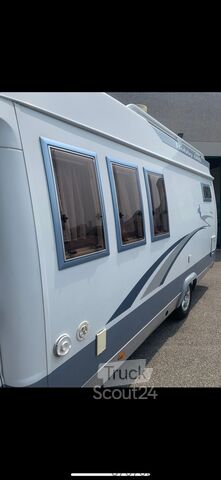 Autocaravana semiintegrada Hobby 650 FSE