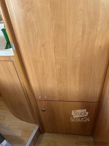 Autocaravana semiintegrada Hobby 650 FSE