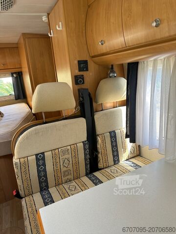 Autocaravana semiintegrada Hobby 650 FSE