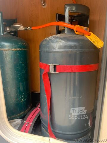 Autocaravana semiintegrada Hobby 650 FSE