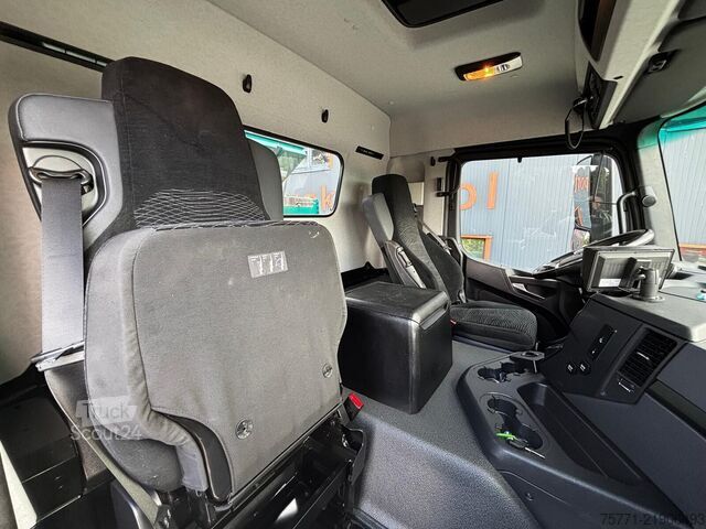 Самосвал Mercedes-Benz AROCS 3351 6x6  WYWROTKA TRÓJSTRONNA Z BORDMATI...