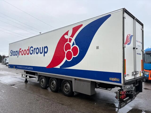 Refrigerated/freezer transport Chereau Chereau/Thermo king SLX 300 /SAF disc/NL traile...