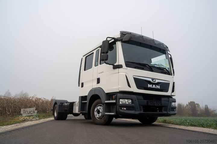 Châssis de camion MAN TGL12.250 DoKa
