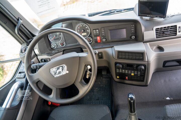 Truck chassis MAN TGL12.250 DoKa