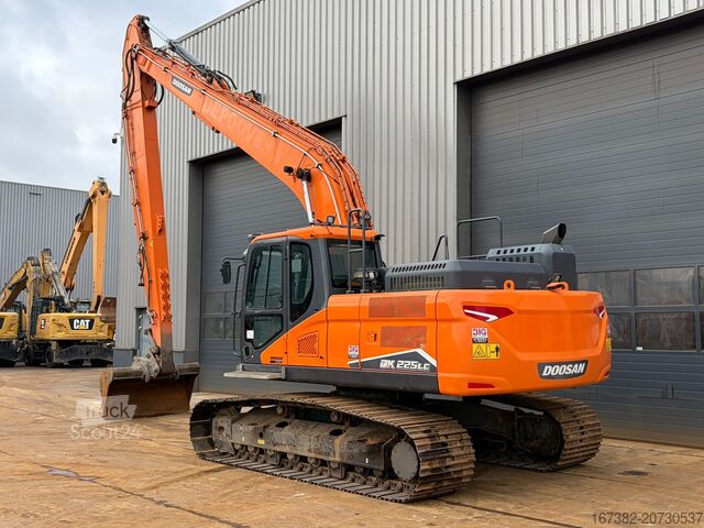 Crawler excavator Doosan DX225LC-7